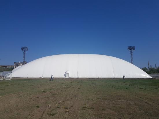 Air hold membrane dome